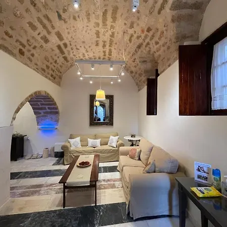 הוילה מונמבאסיה Astrolithos Castle מראה חיצוני תמונה