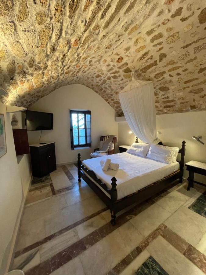 Astrolithos Castle Villa